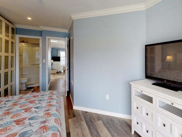 Bradenton Beach Gulf to Bay Community Stroll Onto the Beach